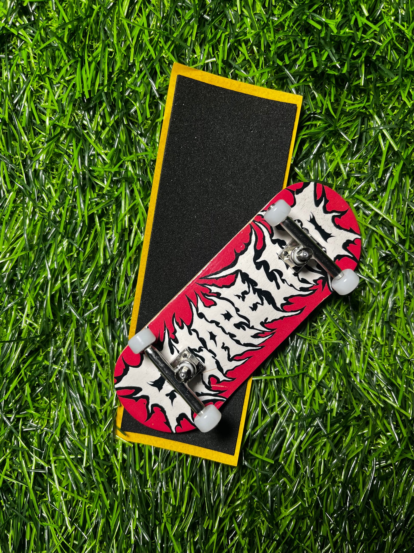 34MM “ core logo red”FINGERBOARD COMPLETE